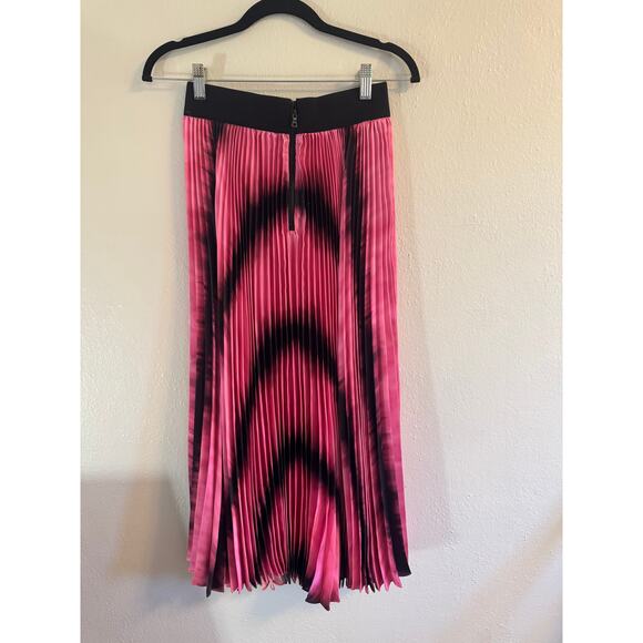 Alice & Olivia Hot pink pleated maxi skirt - Picture 5 of 5